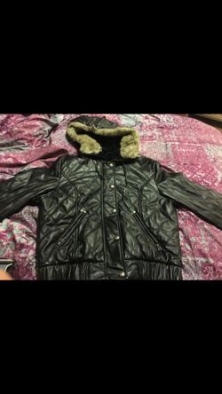 Buffalo black leather jacket size large fur is removable as well