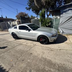 2010 Ford Mustang