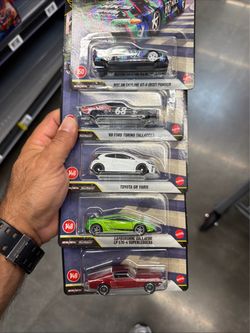 Hot Wheels Premium 5-Pack Die-Cast Cars