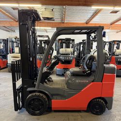 2020 Toyota 8FGCU30 Forklift