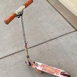 Barbie Kick Scooter by Dynacraft Similar to Razor