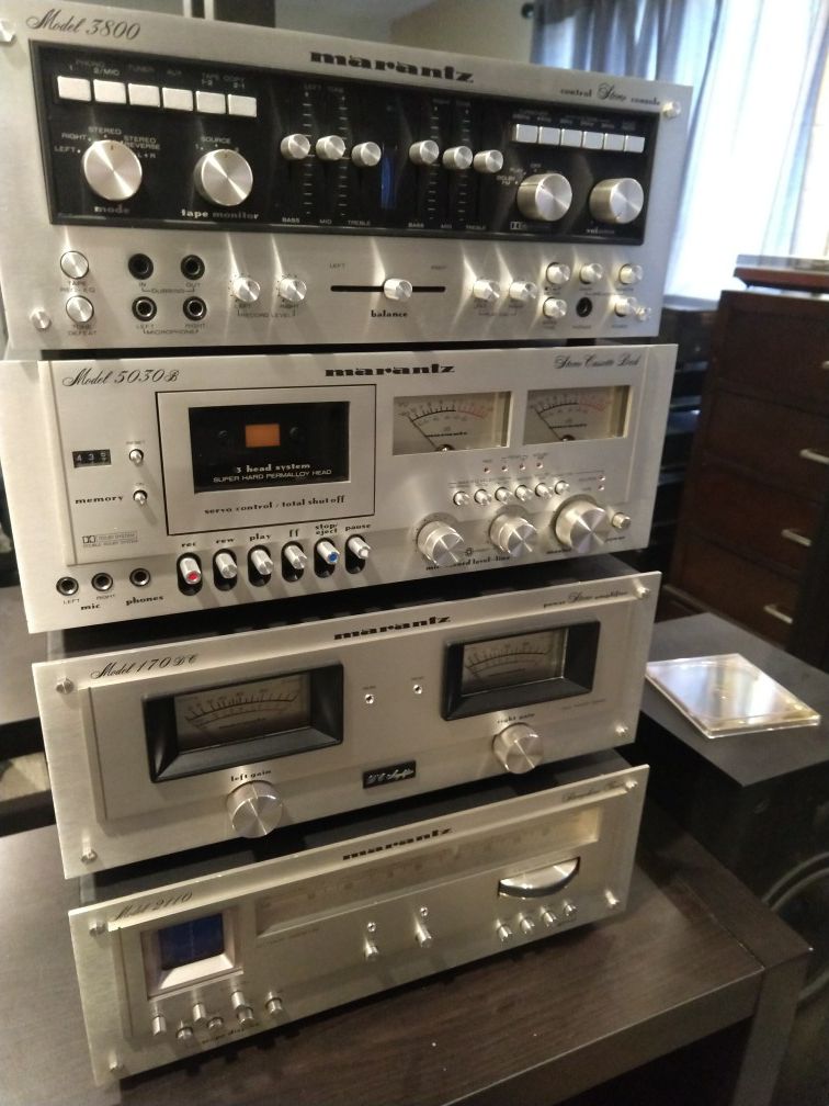 Marantz Stereo Receiver amplifier and preamp