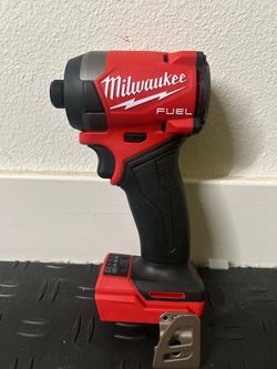 Milwaukee M18 FUEL 18V Lithium-Ion Brushless Cordless 1/4 in. Hex Impact Driver (Tool-Only)