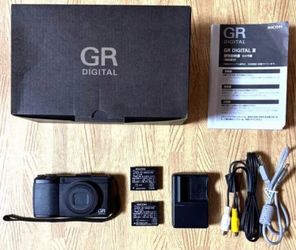 RICOH GR DIGITAL III Compact Digital Camera