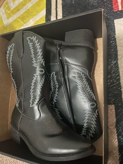 Woman’s boots