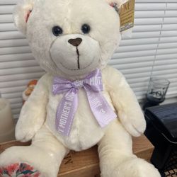 Large MOTHERS DAY BEARS $5 Each 