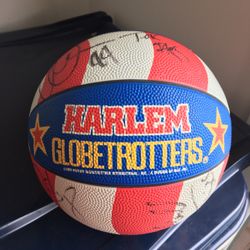 Harlem Globetrotters Autographed Basketball 