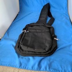 Gold Coast Black Slingbag