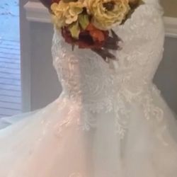 Wedding Dress 