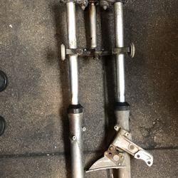51500.369.000 1974 Honda CB 360 T front end