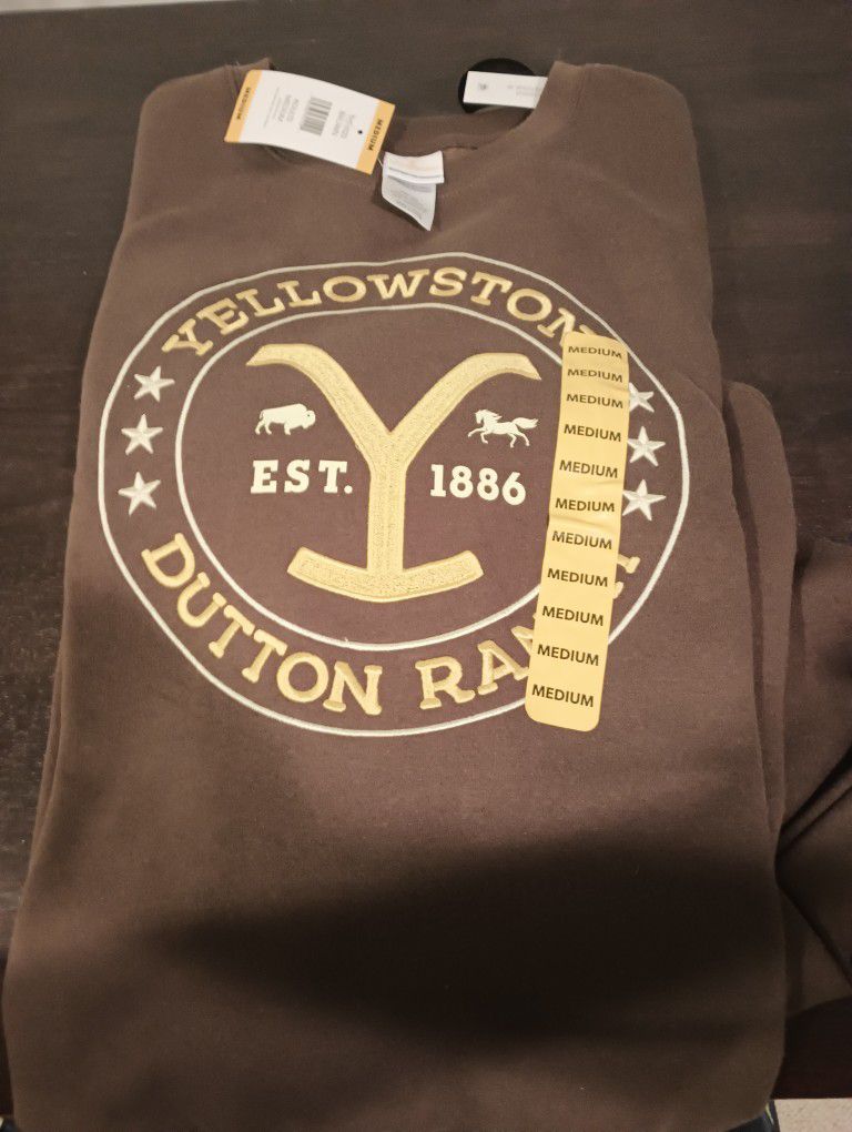 Yellowstone Dutton Ranch Unisex Medium Sweatshirt