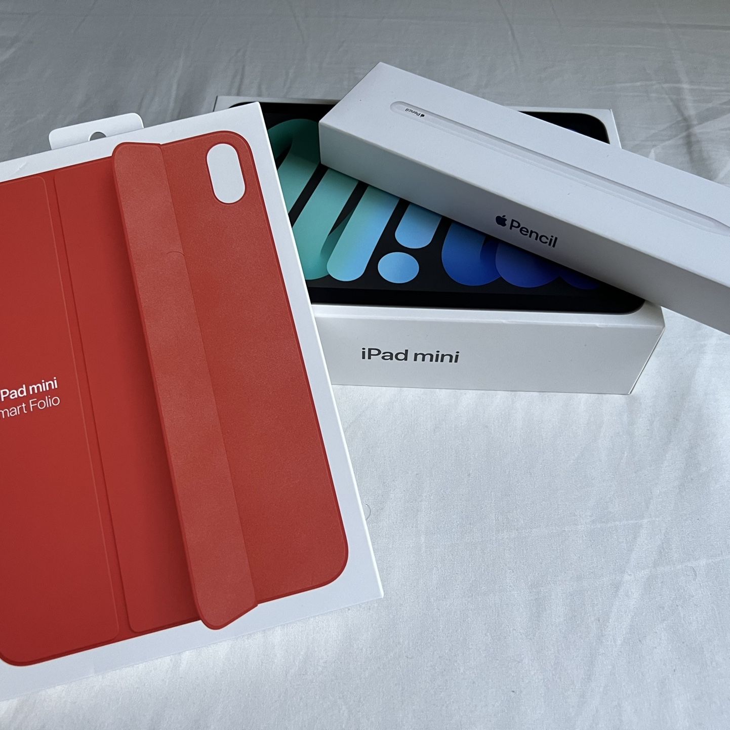 iPad Mini 6th Gen, 64gb, Wi-Fi + Apple Pencil 2 + Apple Smart 