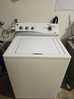 Kenmore Washer (Delivery Available)