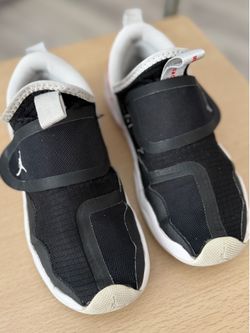 Jordan boys shoes sz 1.5