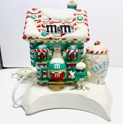 2004 Dept 56 M&M Christmas Bakery Ceramic House