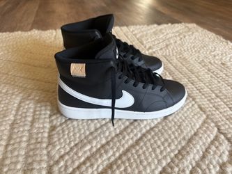Nike size 9.5