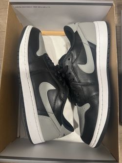 Jordan 1 Low Shadow