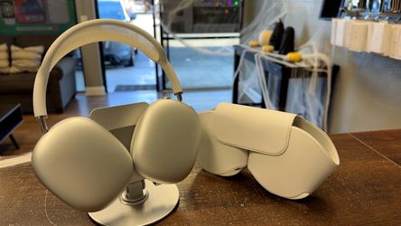 AirPods Pro Max White