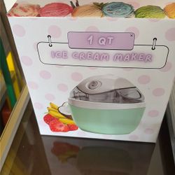 1 QT ICE CREAM MAKER BRAND NEW