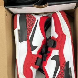 Air Jordan Legacy Sneaker 312 Size 8 US 👟 