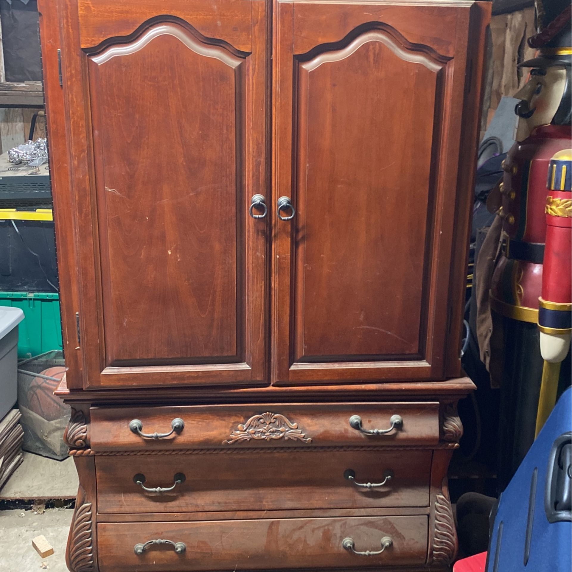TV Cabinet