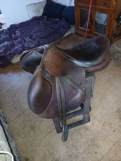 Stubben portos elite horse saddle 17/5