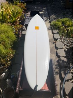Love Machine FM surfboard like new