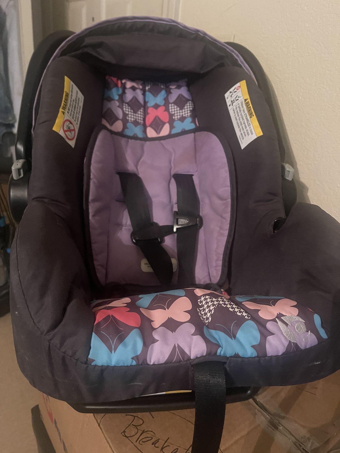 infant car seat 