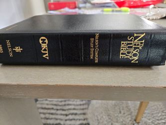 The Nelson Study Bible