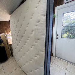 King Size Mattress Serta SleepTrue