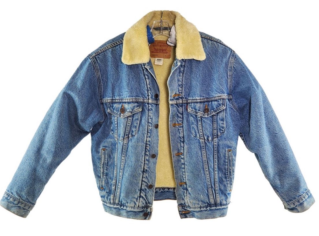 Levi’s Relaxed Trucker Sherpa Denim Jacket Men’s Medium 70(contact info removed)