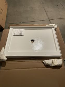 Delta Classic 500 48 in. L x 34 in. W Alcove Shower Pan Base with Center Drain in High Gloss White 