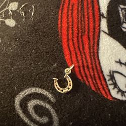 Pandora 14k Gold Horseshoe Charm