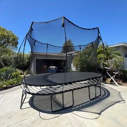 Springfree® Trampoline with basketball hoop and ladder