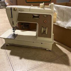 Singer Touch And Sew Sewing Machine