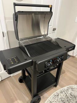 Current Brand Model G+ Dual Zone Electric Grill and Softflex grill cover (ocean color)