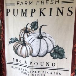 Farm Fresh Pumpkins 72” fleece blanket