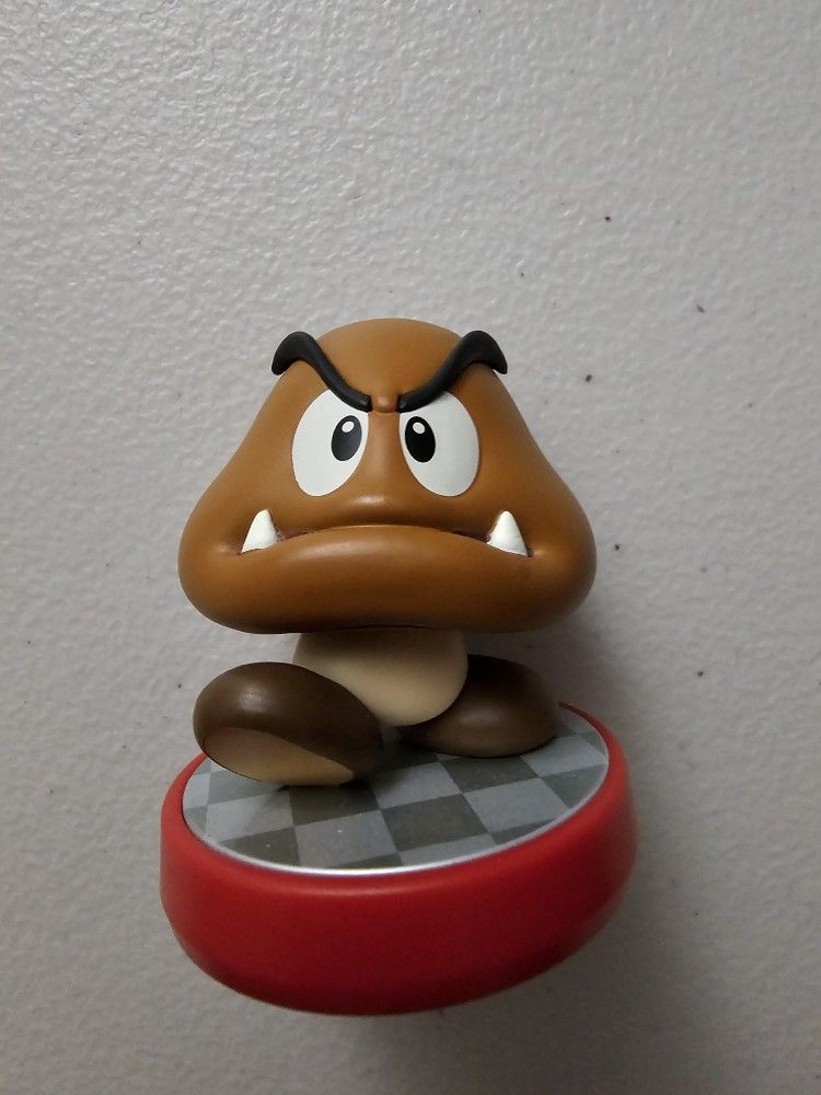 Super Mario Goomba Amiibo For Nintendo Switch