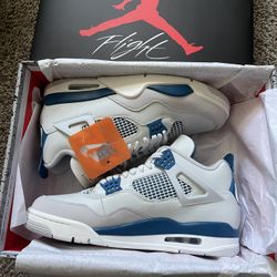 Air Jordan 4 Military Blue