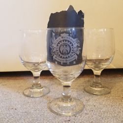 9 Glasses For $5. Henry Winhard's clear logo beer glasses.