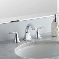 Pfister Pasadena Widespread Bathroom Faucet Brushed Nickel 