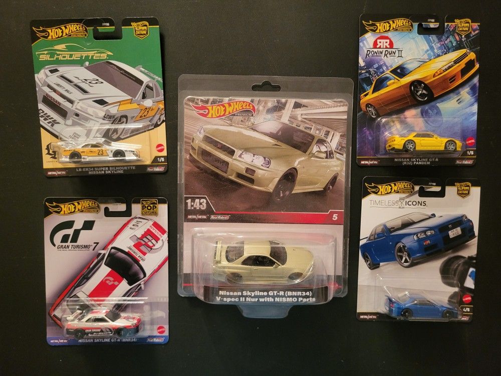 Hot Wheels Skyline Collection 
