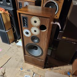 Marantz Hd88  Rare Speakers With Grills