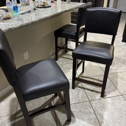 3 Bar Stools