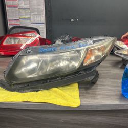 2013 Civic Left Side Headlight
