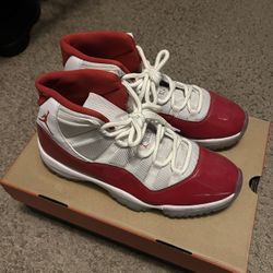 Jordan 11s Cherry size 11