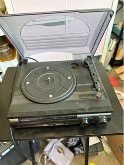 Vintage record player works perfectly!