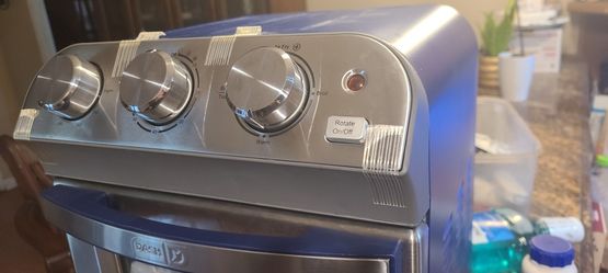 Brand New Dash Air Fryer w/Rotation