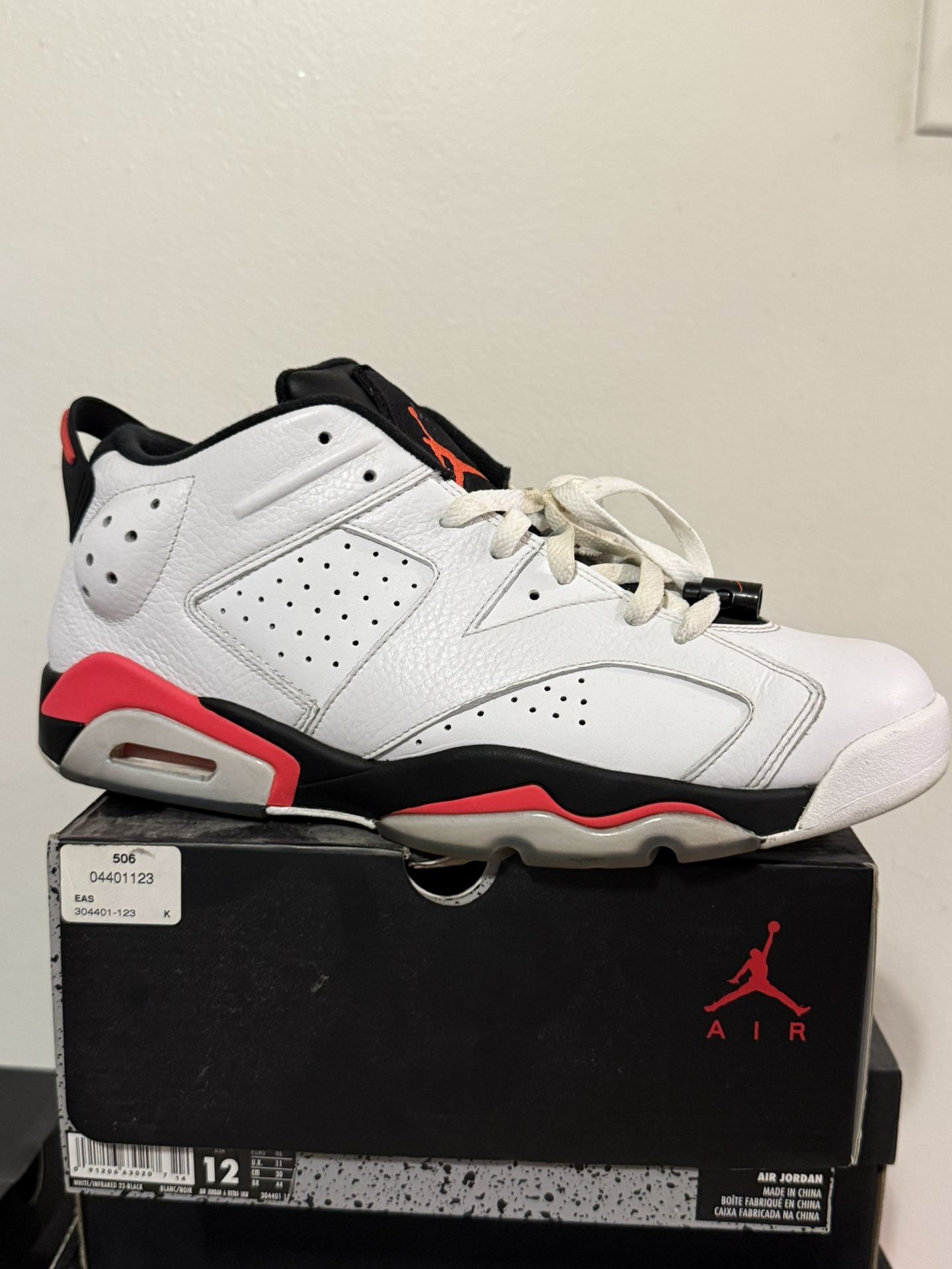 Air Jordan 6 Retro Low