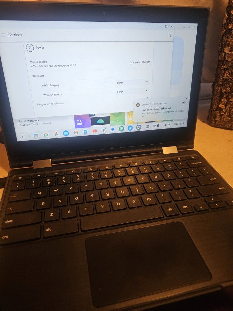 Lenovo 11.6in 300e Chromebook ,touchscreen 8gb,32gb Storage